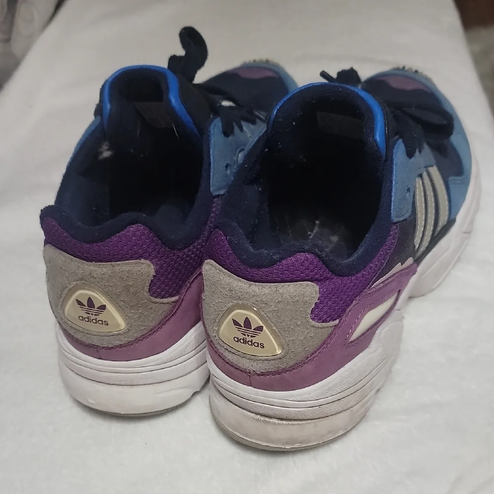 Adidas Size 8 Man Navy and Violet Sneakers Unesex - Picture 3 of 14